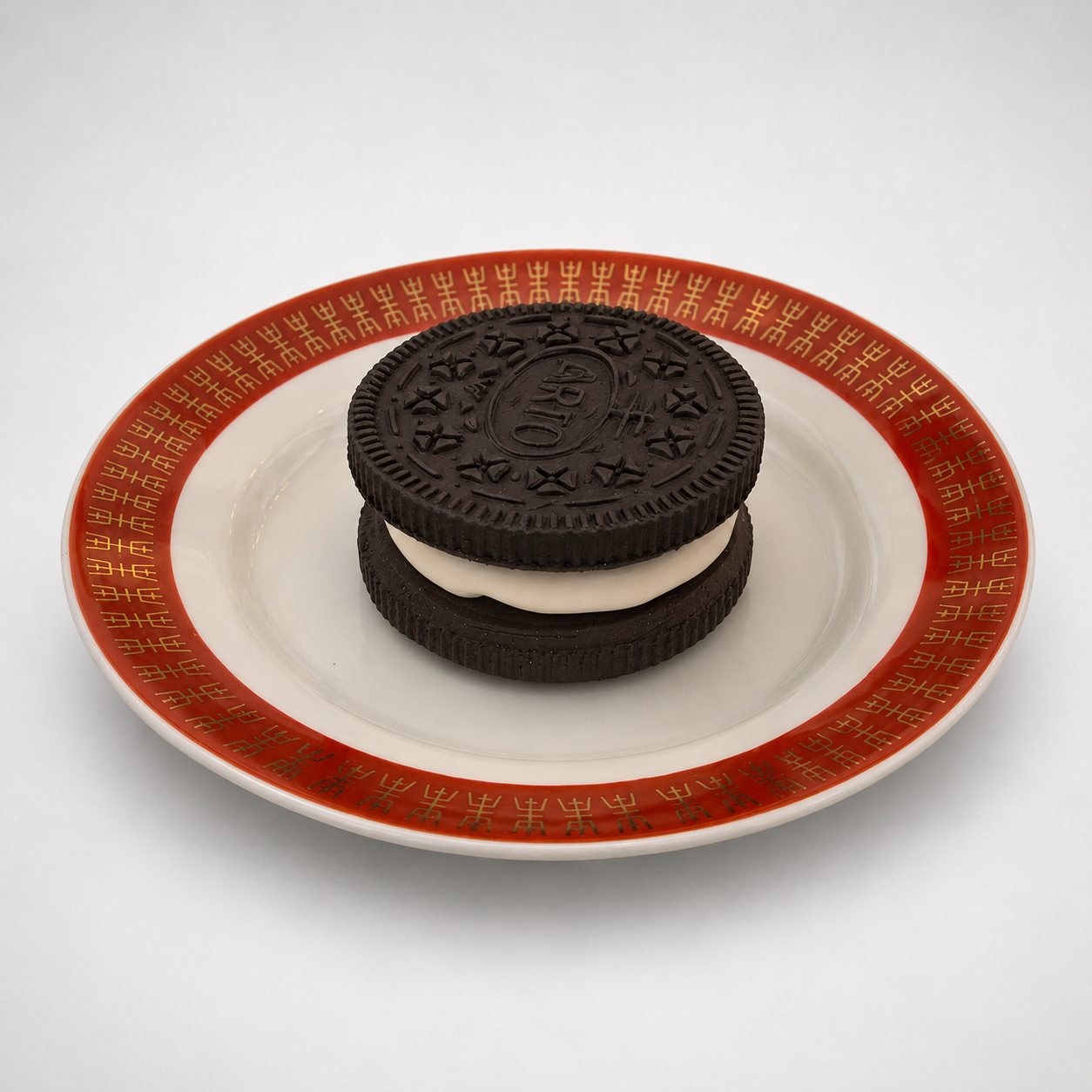 Oreo on Red Stripe Plate